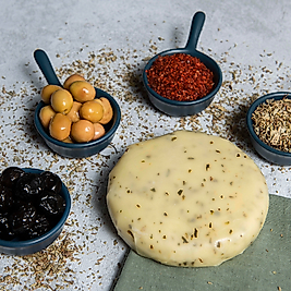 Elif Candar Spesiyal Kekikli Göbek Kaşar (240-270gr)