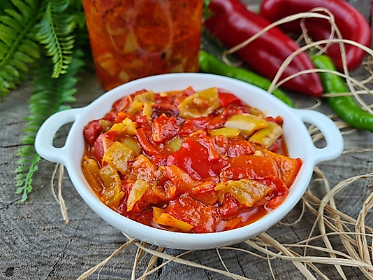 Elif Candar Doğal Katkısız Biberli Meze (600gr)