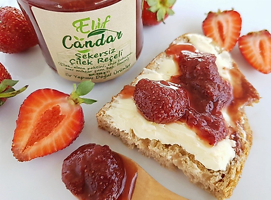 Elif Candar Doğal Katkısız Şekersiz Çilek Reçeli (220gr)